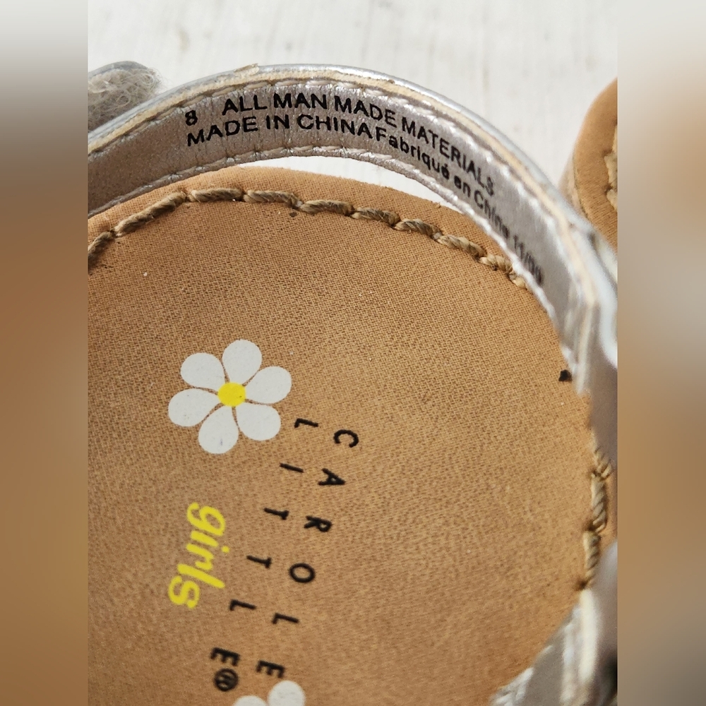 Carole Little Girls Silver & Gold Thong Sandals With Ankle Strap - Size 8 - Picture 8 of 9